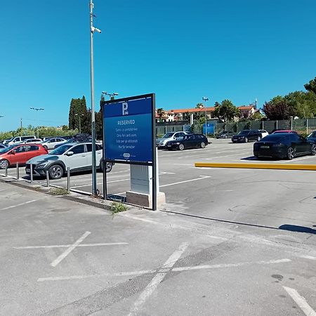 Sara Luxury In City Center Poreč Dış mekan fotoğraf